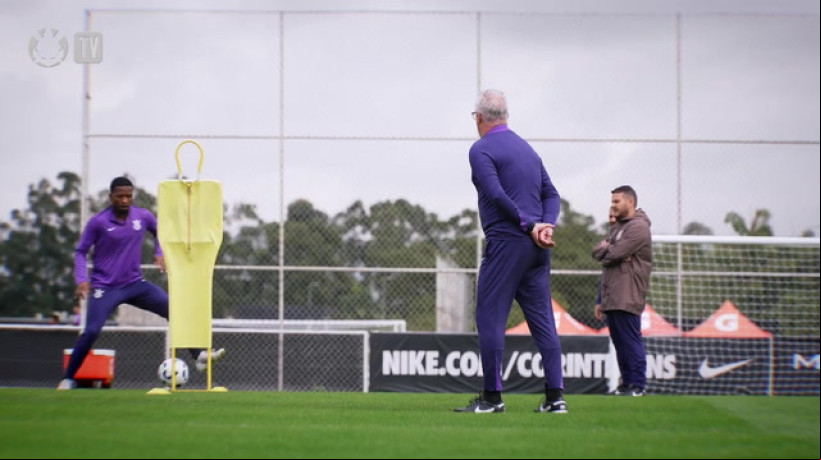 Dorival acerta detalhes no Timão para jogo antes da parada