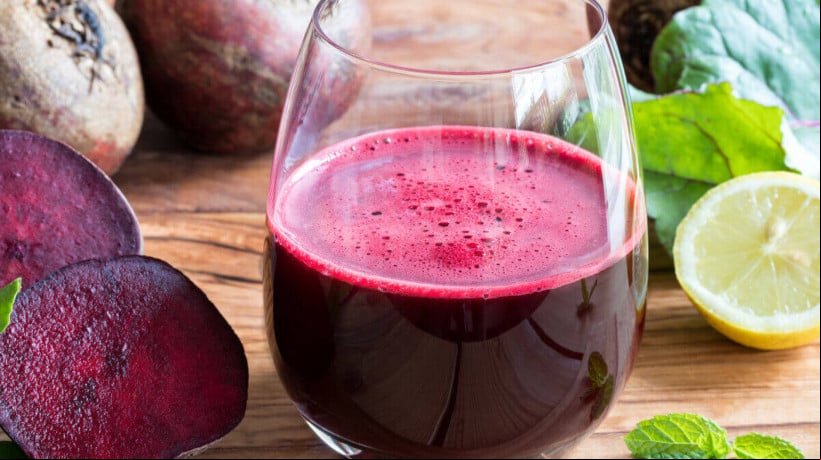 Suco de beterraba com gengibre (Imagem: Madeleine Steinbach | Shutterstock) 
